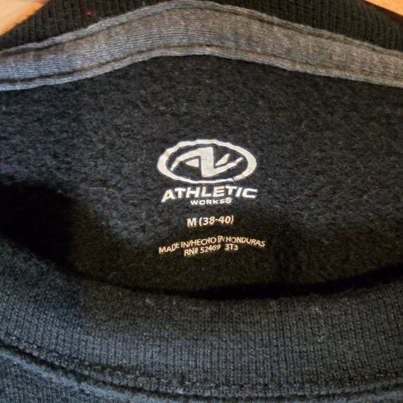 ATHLETIC WORKS MAVERICK BLACK/SILVER SWEATSHIRT SIZE M 0307 - Picture 6 of 9